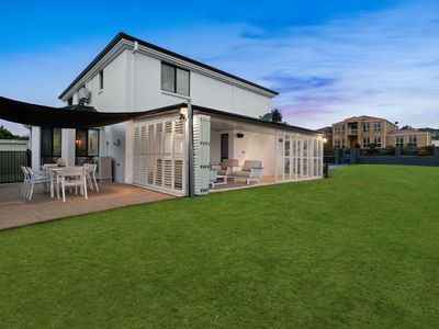 2 Juniper Place, Carindale