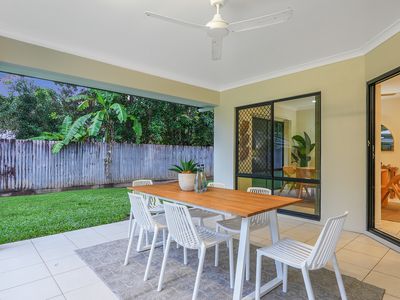 105 Gamburra Drive, Redlynch
