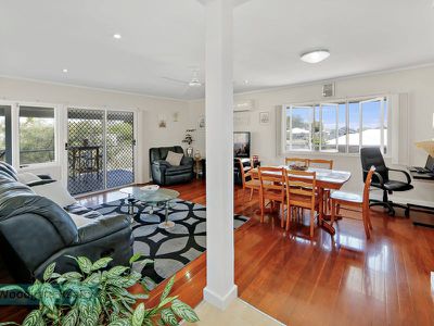 2 Wollemi Cl, Woodgate