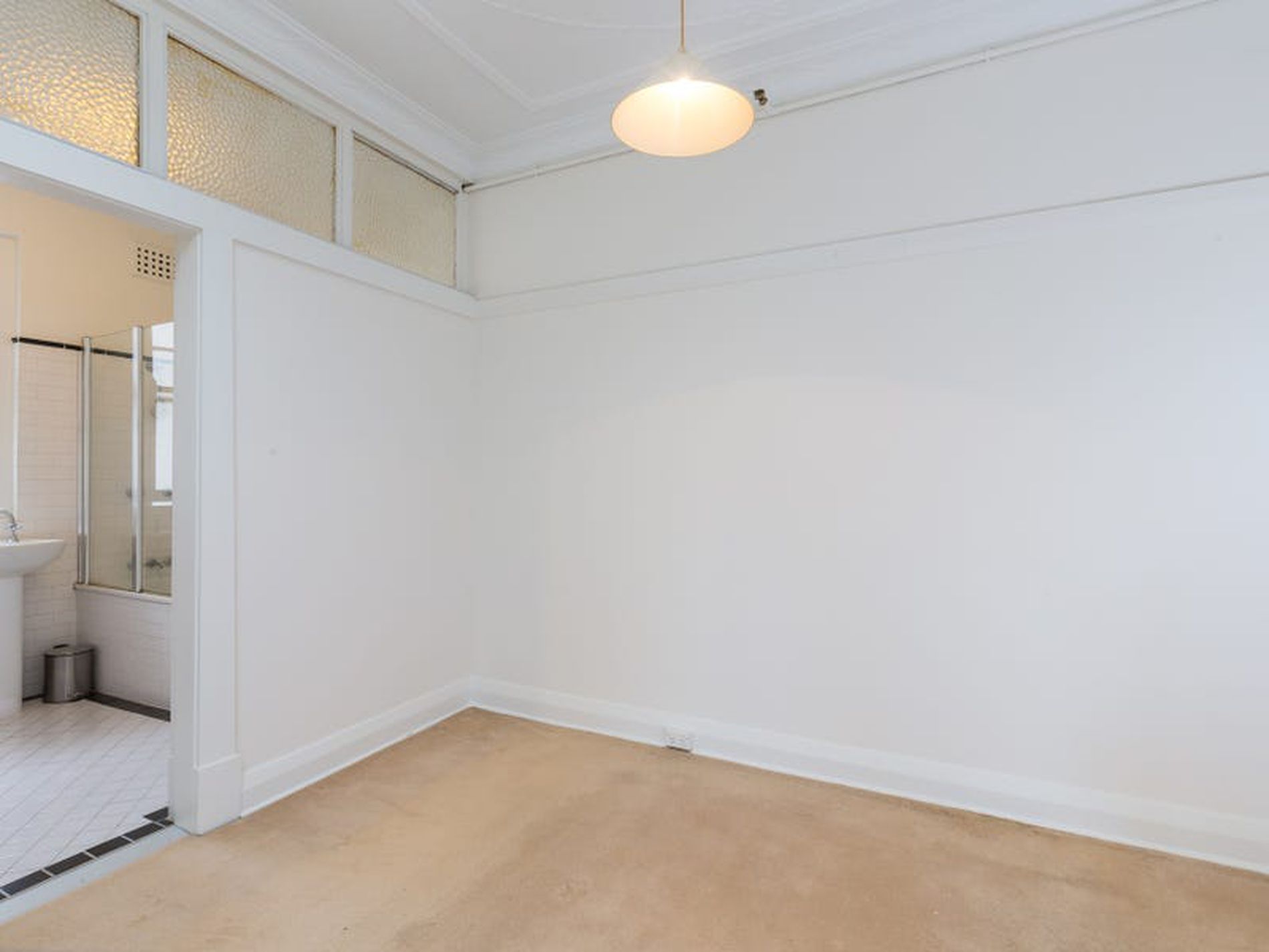 9 / 23 Waiwera Street, Mcmahons Point