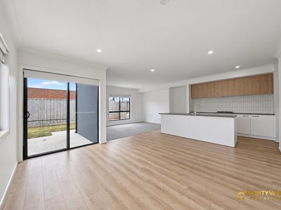 119 Anniversary Avenue, Wyndham Vale