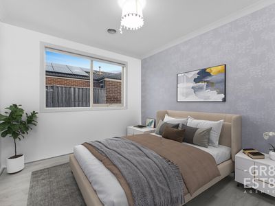 72 Aquatic Drive, Cranbourne West