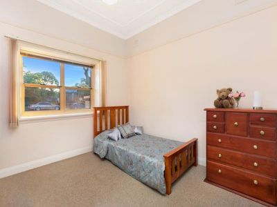 54 Hodge St, Hurstville