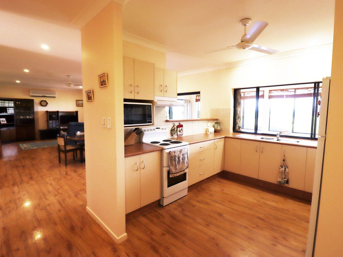 43 ANTHONY DRIVE, Atherton
