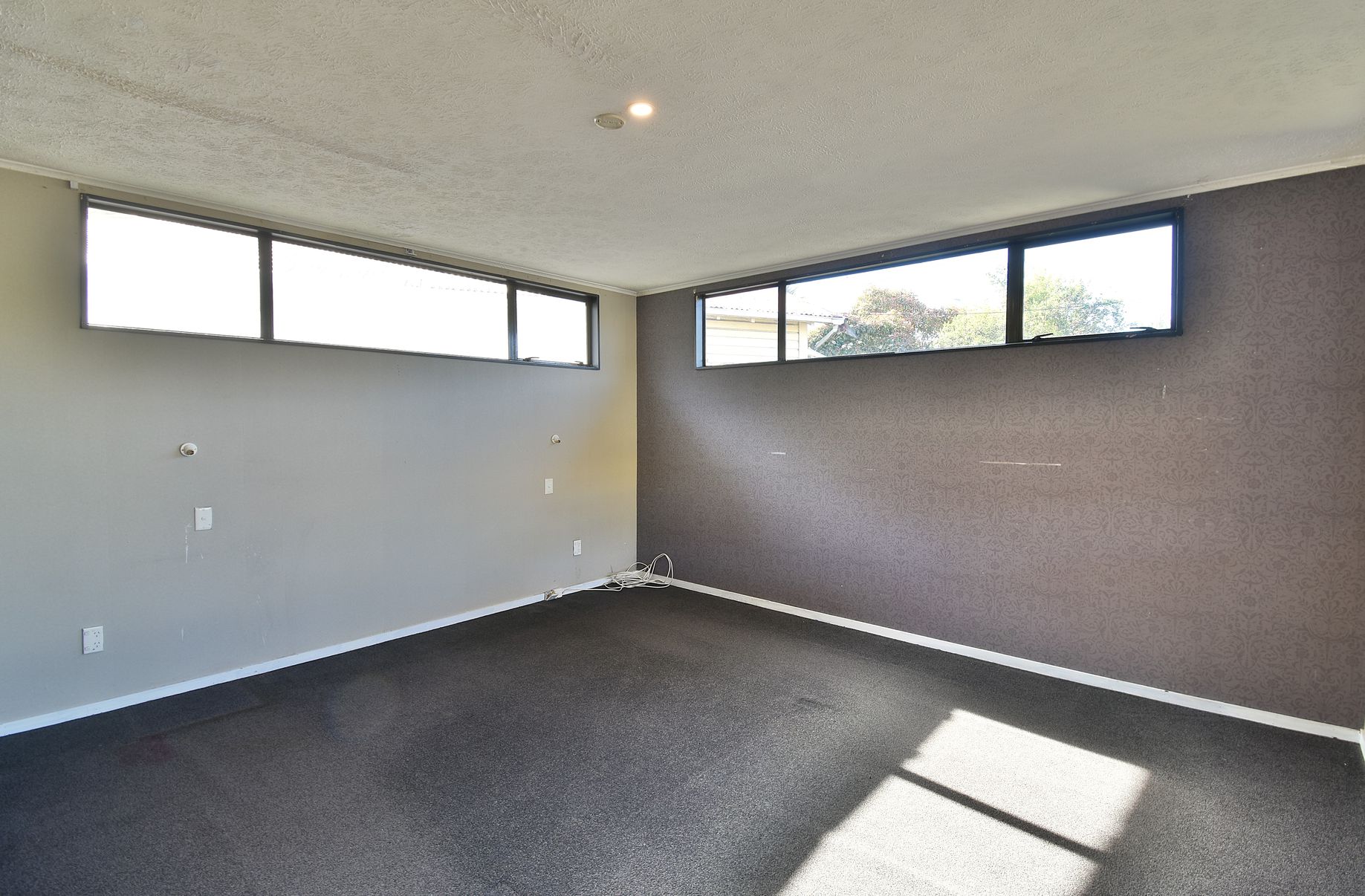 96 South Road, The Glen