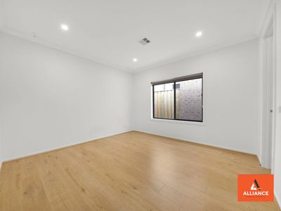 12 Frank Avenue, Truganina