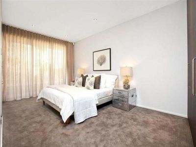1 / 5 Waverley Crescent, Bondi Junction