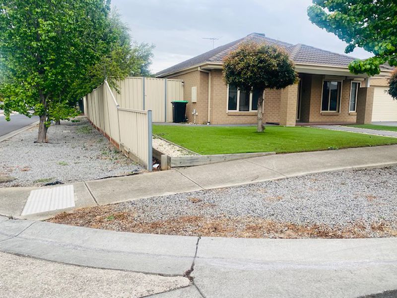 37 Birchgrove Way, Taylors Hill