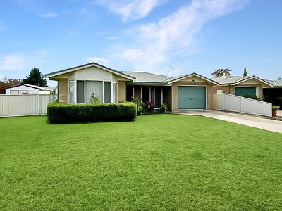 20 Clarence Street, Forbes