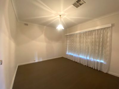 33 Frogmore Road, Kidman Park
