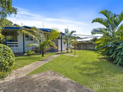 1019 Scenic Highway, Kinka Beach
