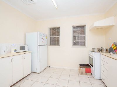 2 Edwins Way, South Hedland