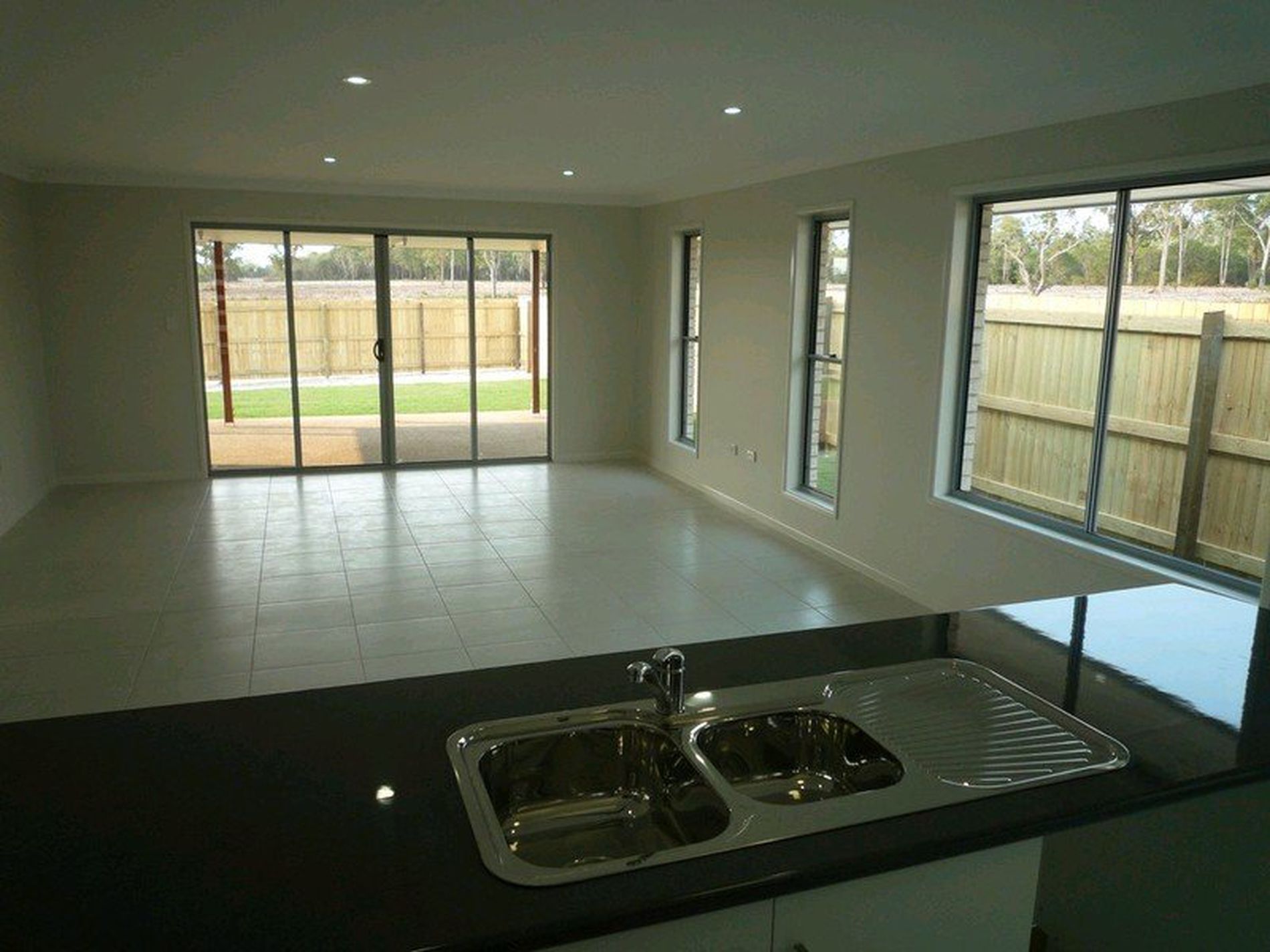 9 OrioleCourt, Woodgate