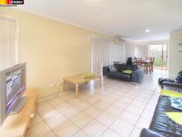 New Renovated Unit / 36 Rusthon St, Runcorn