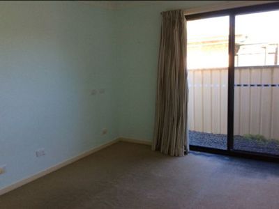 21 Eyre Crescent, Forster