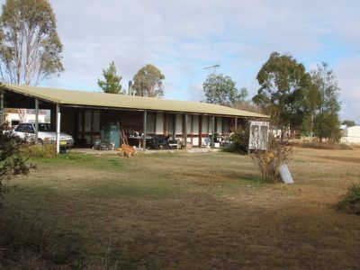 8 Simpson Street, Deepwater