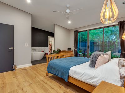 39 Victory Parade, Yanchep