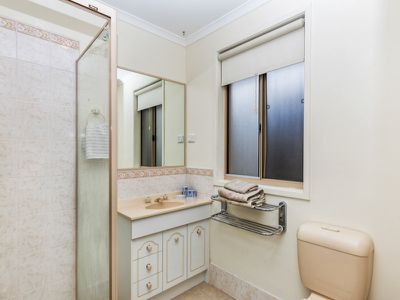 4 Samuel Evans Court, Seabrook