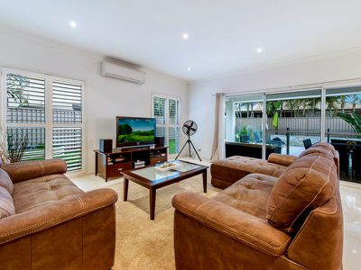 10 Southaven Drive, Helensvale