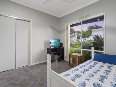 33 Impeccable Circuit, Coomera Waters