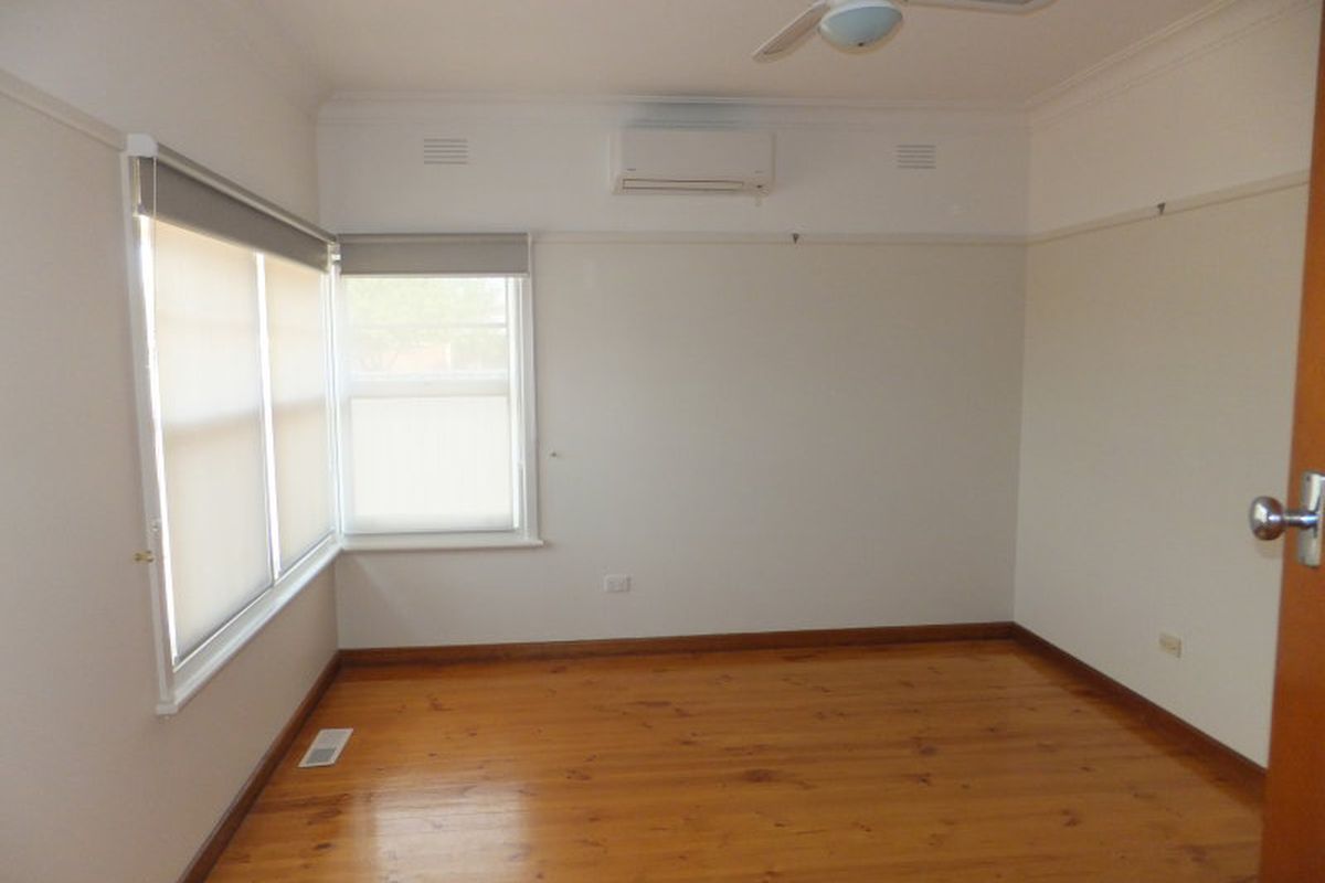 8 Saunders Street, Kyabram