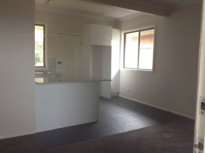 14 First Avenue North Avenue, Warrawong