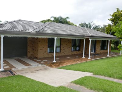 35 Peters Road, Glass House Mountains