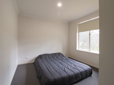 60 Royce Crescent, Lavington