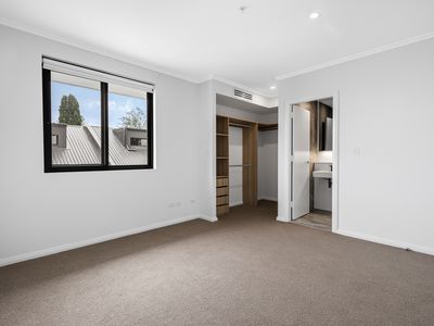 13 Monument Drive, Castle Hill