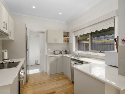 unit 2 / 15-17 Rodney Street, Gisborne