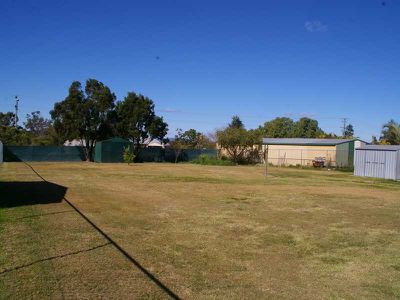 5 Poincianna Court, Walloon