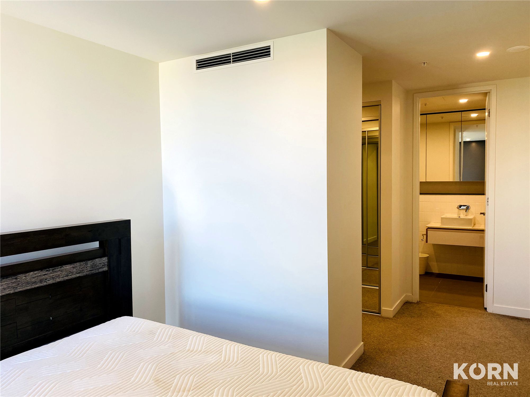 804 / 29 Angas Street, Adelaide
