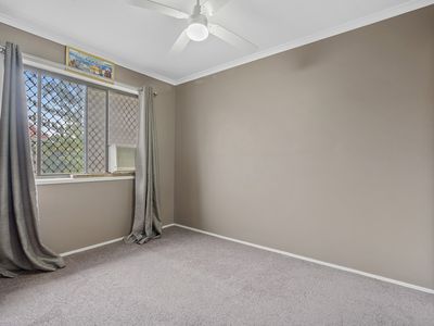 5 / 4 Arac Street, Woodridge