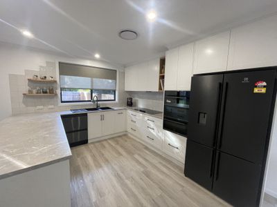 72 Blumer Avenue, Griffith