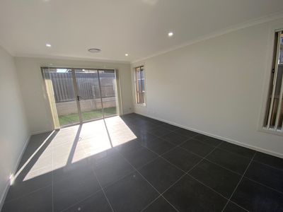 12 Verdun Road, Edmondson Park