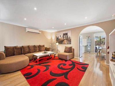 8 Simon Court, Hampton Park