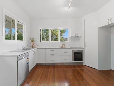 25 Penambul Crescent, Ferny Hills