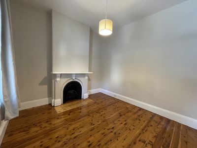 31 Sutherland Street, St Peters