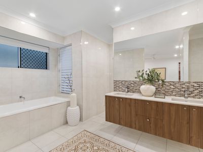 3 Sovereign Terrace, Idalia