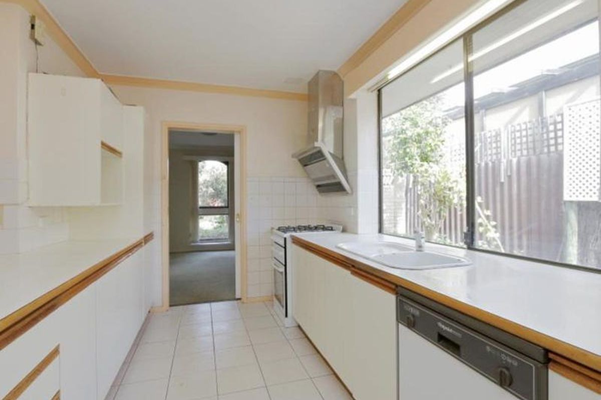 7 Hughenden Drive, Thornlie