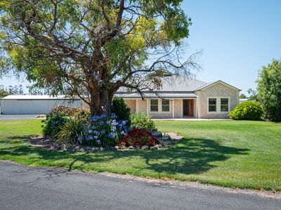 2 Grays Lane, Millicent
