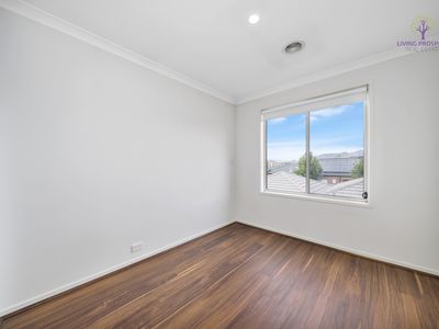 14 Amboy Walk, Point Cook