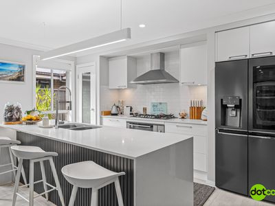 41 Fairmont Boulevard, Hamlyn Terrace