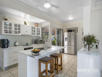 36 Purves Street, Mysterton