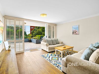 2 / 12-14 Kembla Street, Wollongong