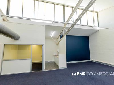 1 / 2 Lyell Street, Fyshwick