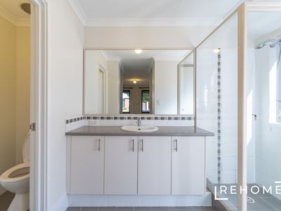 16 Warrilow Loop, Canning Vale