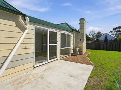 15 Meander Valley Road, Carrick