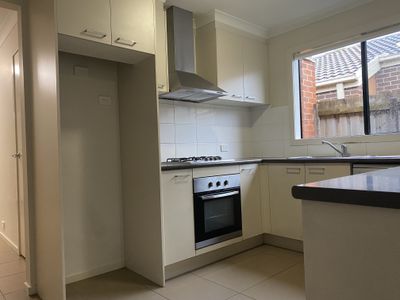 10 Sahara Way, Truganina