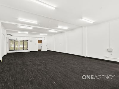 1 / 58 Lakeside Drive, Kanahooka